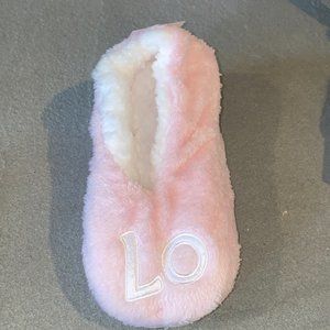 🌊 Pink Love Malibu Luxxe slippers. NWT